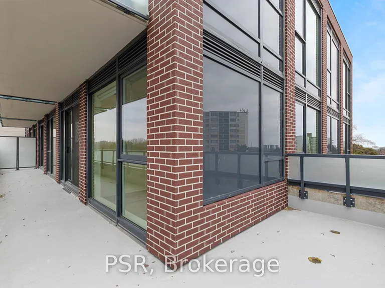 4365 Bloor St W #509 — Photo 14