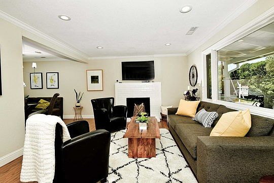 4th image of 41 Sierra Ln