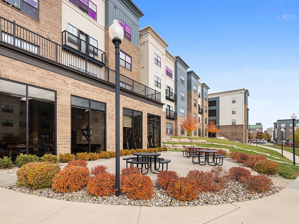 University Edge Youngstown - 2022 update-17