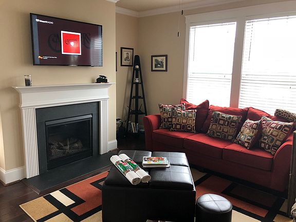 Den/ Living Room