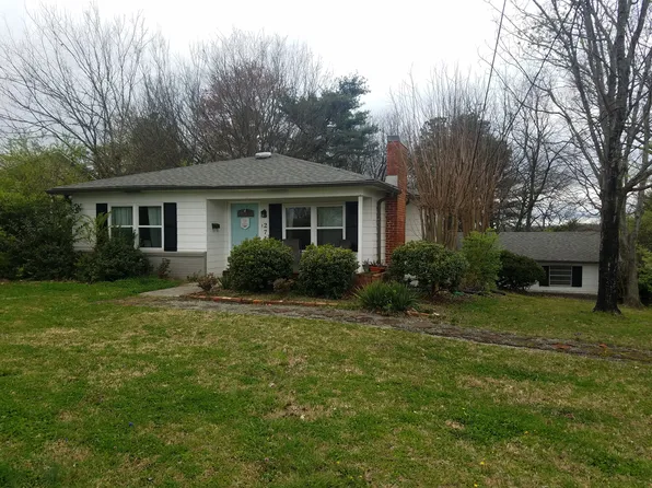 2711 Henderson Ave NW, Cleveland, TN 37312