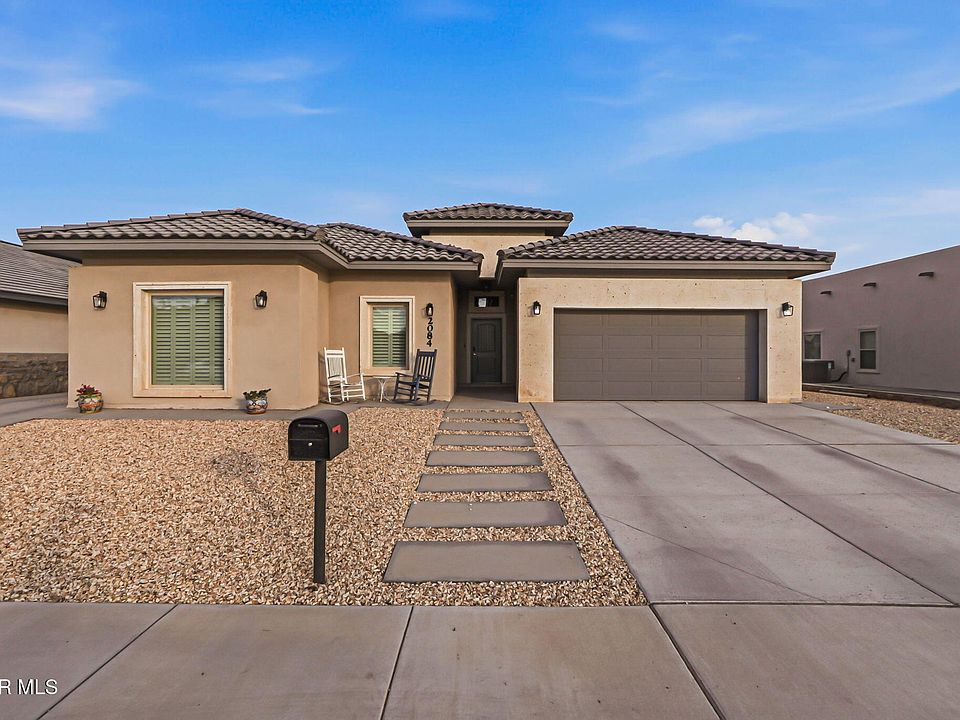 1st image of 2084 Santa Isabella St