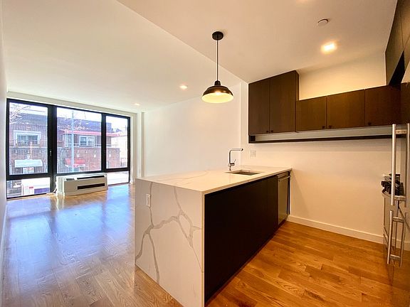 3rd image of 25 E 19th St APT 2C