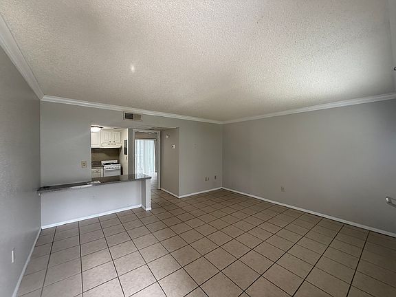 3rd image of 129 Blue Pointe 150 Way #150