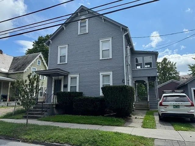 11B Grant St #2