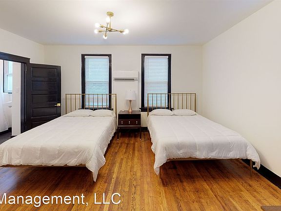 5th image of 1208 16th Ave S #4