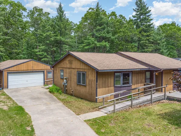 2101 Fern Rd, Oscoda, MI 48750