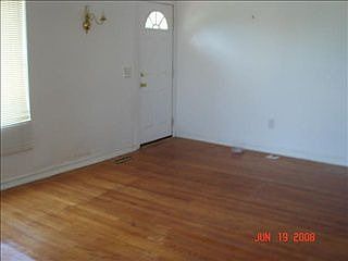 1st image of 3737 NE 36th St