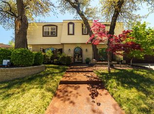 8020 Golden Oaks Rd, Oklahoma City, OK 73127