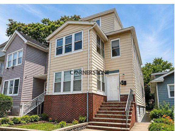 2nd image of 21 Salem St