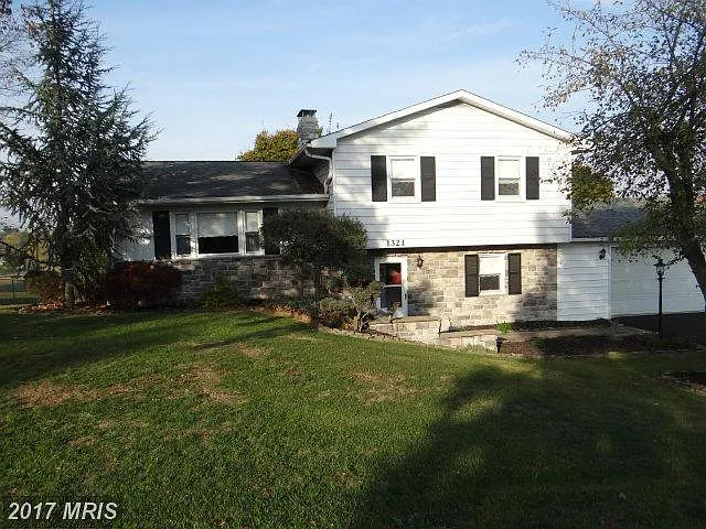 1321 Hillendale Rd photo 1