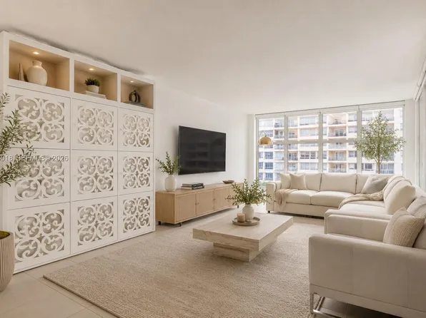 18051 Biscayne Blvd APT 1105, Aventura, FL 33160