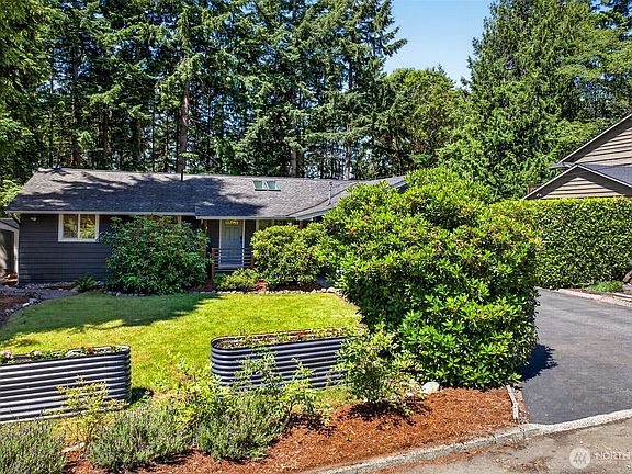 3rd image of 12845 109th Avenue NE