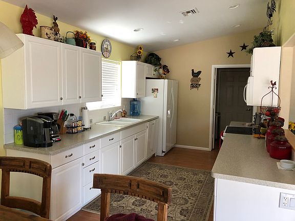 5th image of 13823 N 183rd Ave