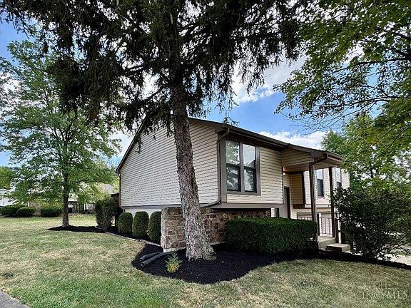 3rd image of 5299 Fieldstone Ct