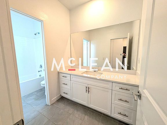 4th image of 41500 Stanford Rd