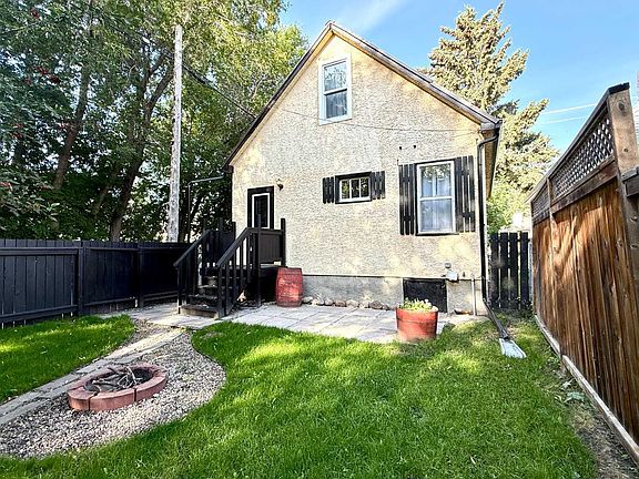 2nd image of 5517 47a Ave