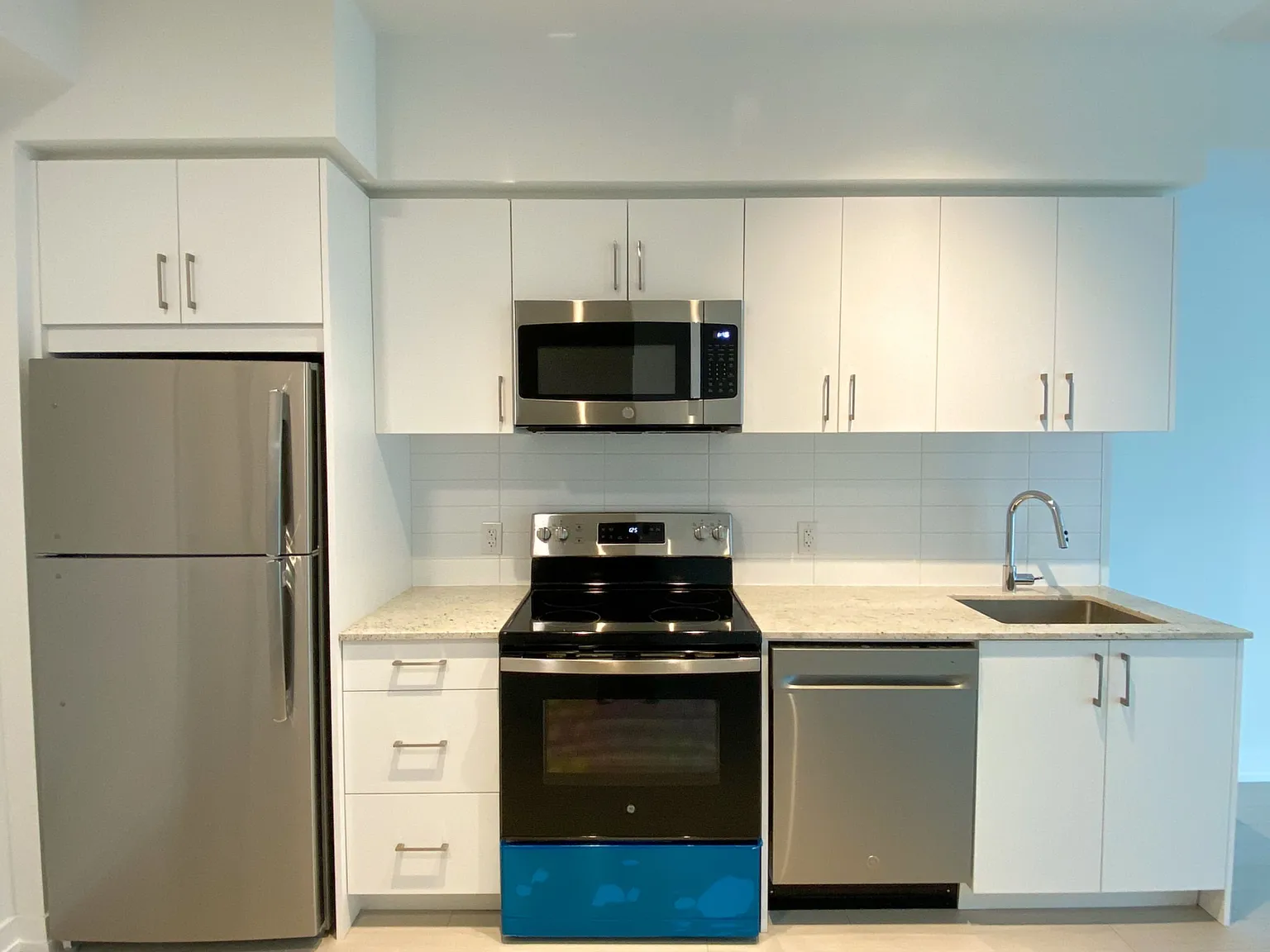 2 bed, $2,150 — Photo 3