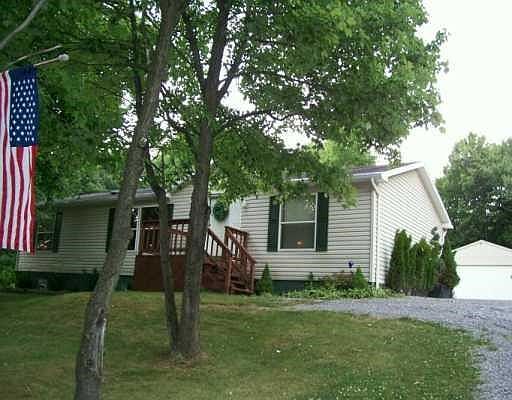 1st image of 144 Lindy St