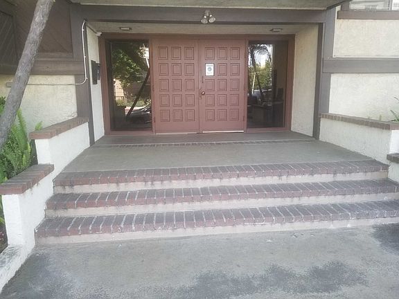 4th image of 4637 Coldwater Canyon Ave #208