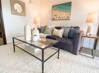 148 Hillcrest Dr #A, Encinitas, CA 92024