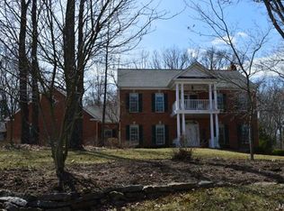 10549 Turnberry Ct, Festus, MO 63028
