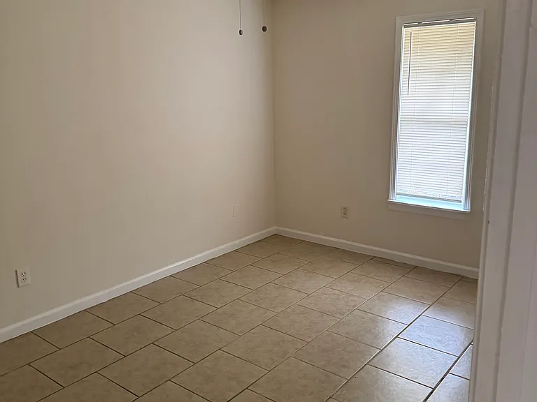 3725 Millbranch Rd #14 — Photo 9