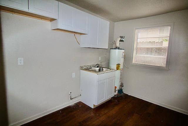 2nd image of 3419 Clara St #101