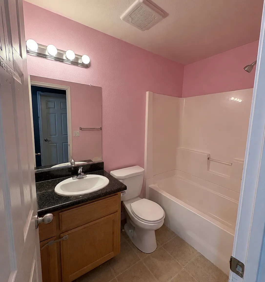 4 bed, 1439 sqft, $2,700 — Photo 4