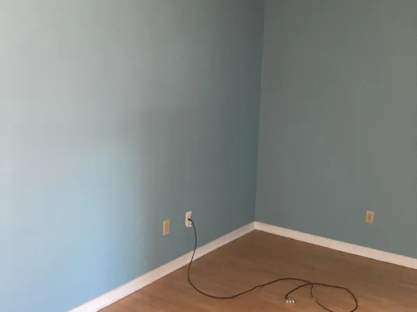 4501 Vine St APT 3, Cincinnati, OH 45217