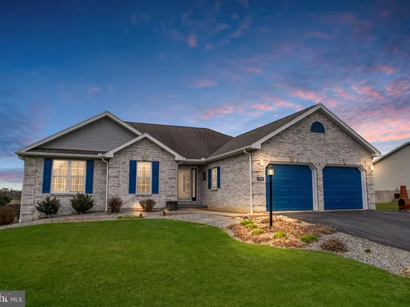 210 Walker Xing, Bellefonte, PA 16823