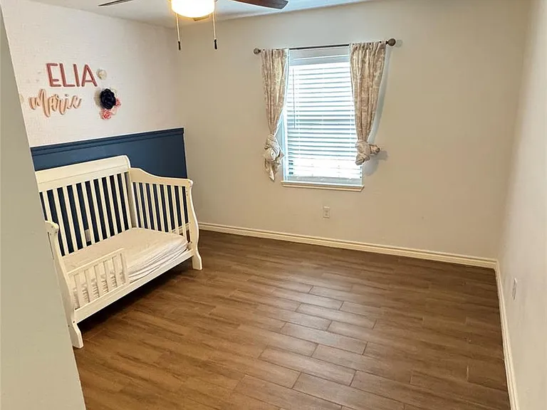 221 Hyta St — Photo 28