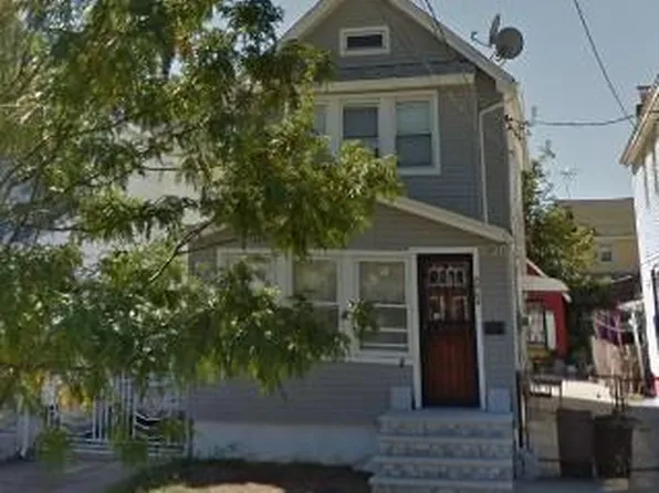 90-54 209 Street, Queens Village, NY 11428