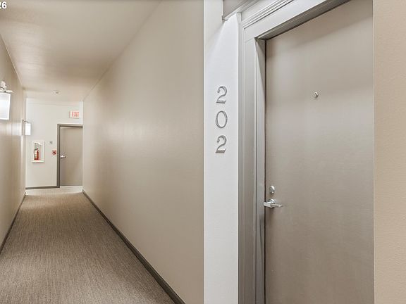 4th image of 1710 S Harbor Way Unit 202