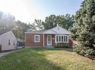 10540 Saint Matthew Ln, Saint Ann, MO