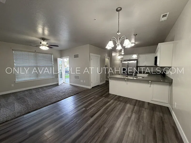 4166 W 1850 N #101
