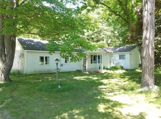 2968 S Clare Ave, Clare, MI 48617