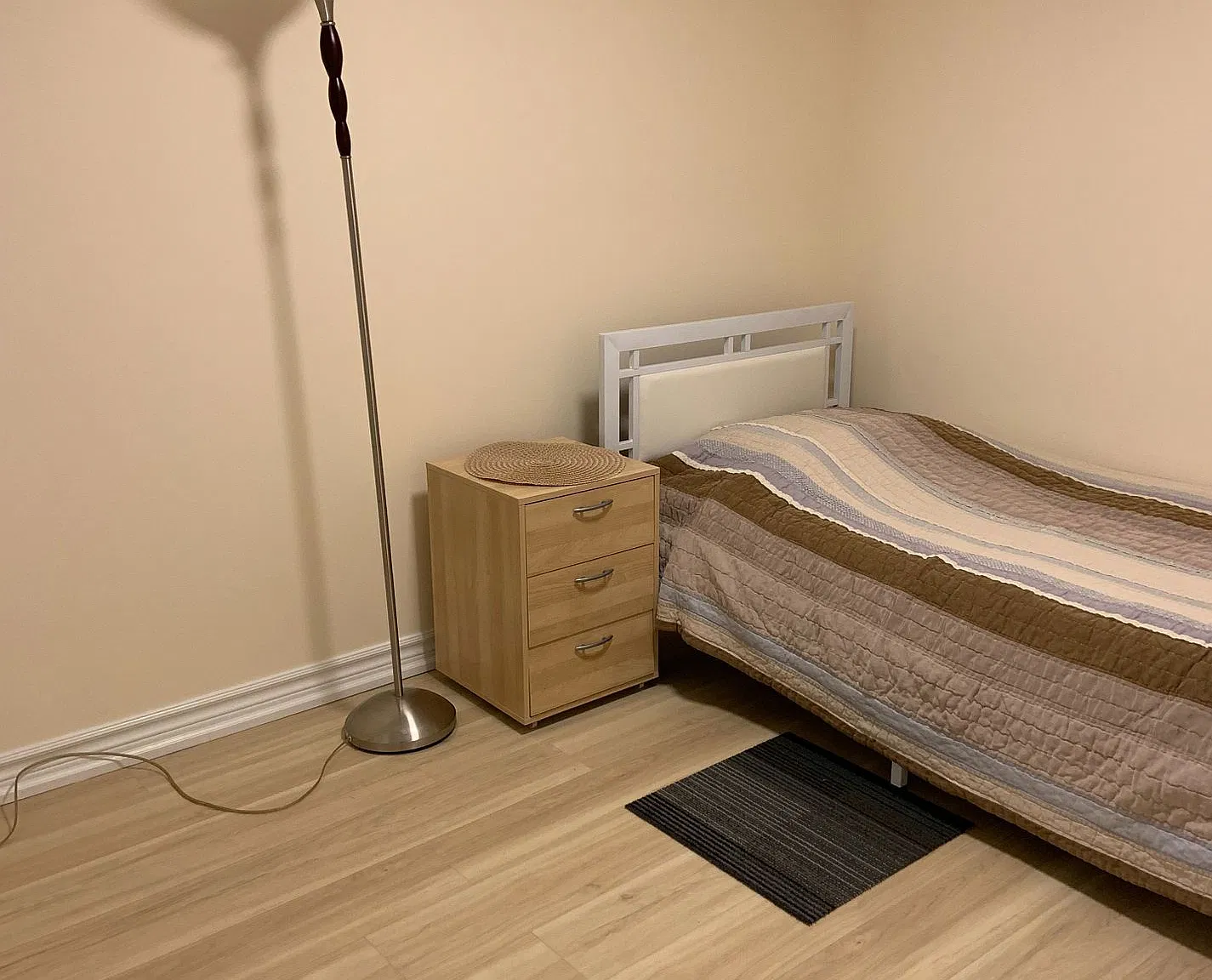 1 bed, $1,100 — Photo 1