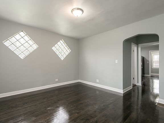 5th image of 7252 S Claremont Ave #58
