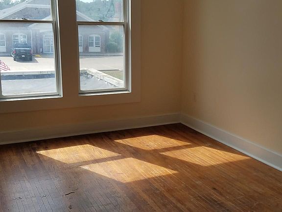 2nd image of 217 Fairmont Ave