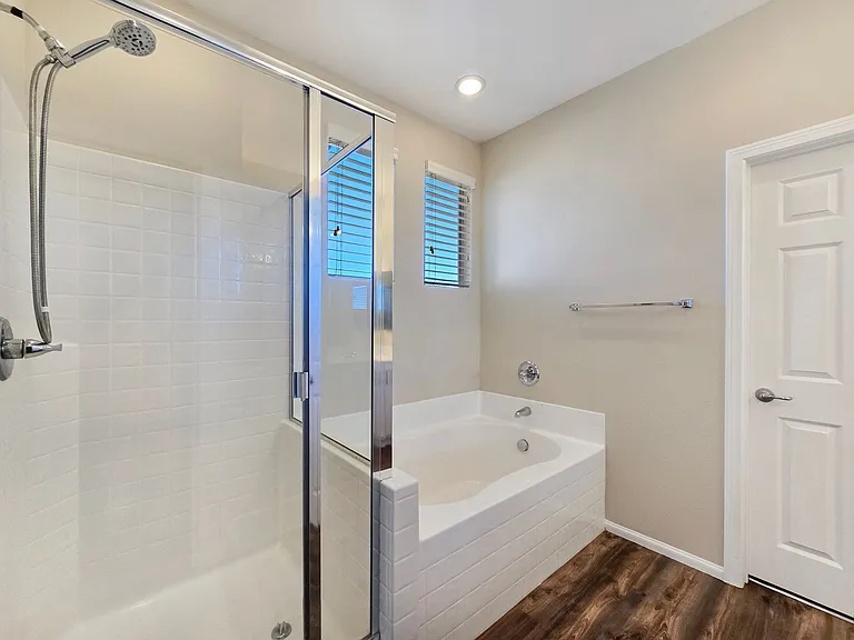 5389 Hollymead Dr — Photo 38