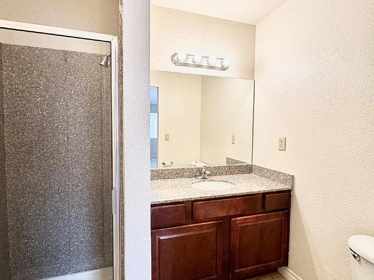 5281 River Glen Dr #222 — Photo 8