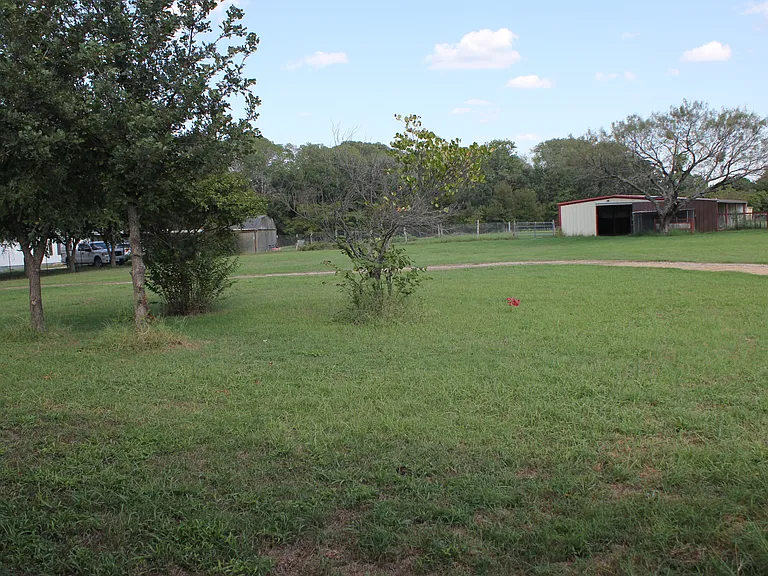 22240 N Highway 281 — Photo 16