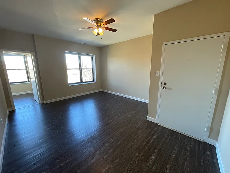 5608 Pershing Ave #1 — Photo 3
