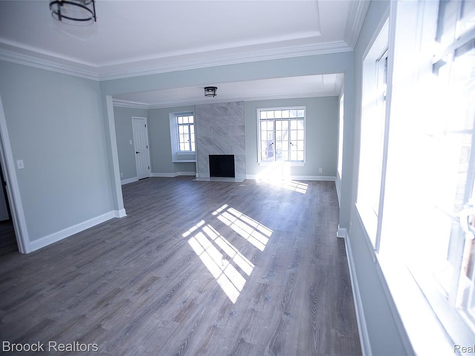 17337 Roselawn St, photo 25