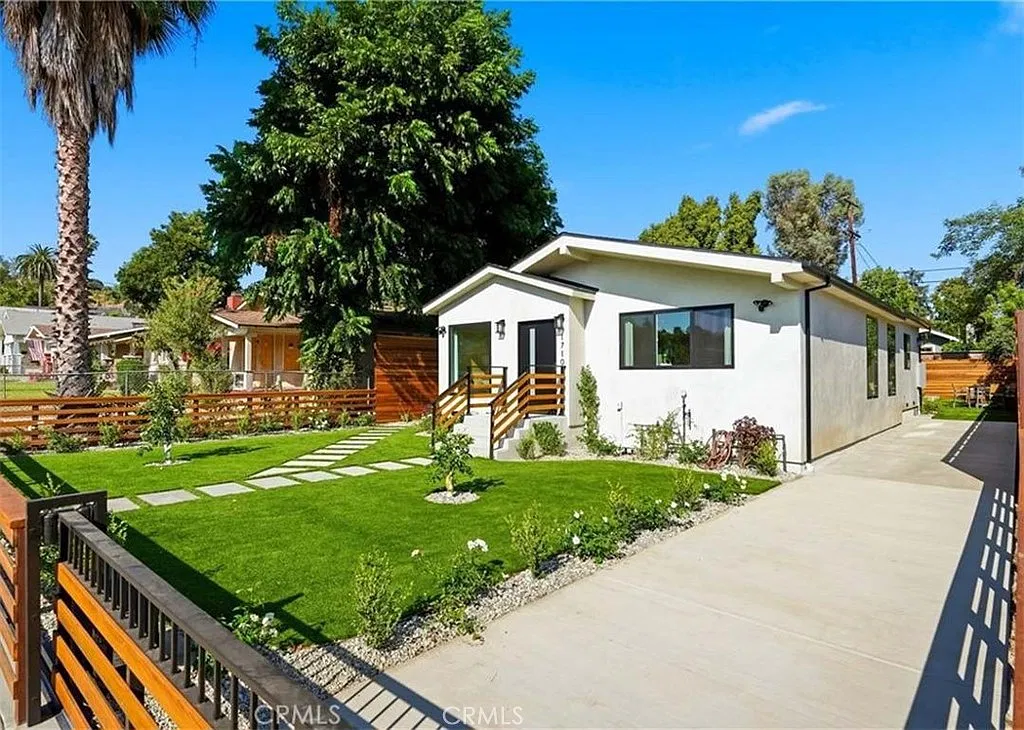 4 bed, 2248 sqft, $7,500 — Photo 3