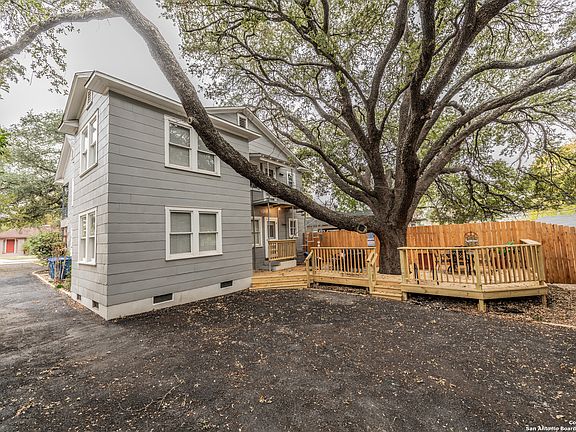 3rd image of 109 W NORWOOD CT