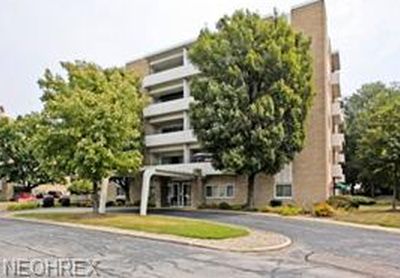 2109 Wooster Rd #27, Rocky River, OH, 44116
