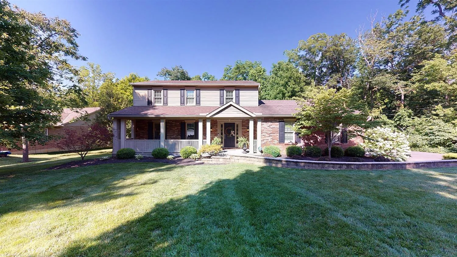 9419 Twin Valley Dr photo 1