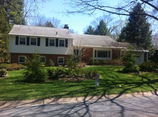 1143 Old Mill Rd, Wyomissing, PA 19610